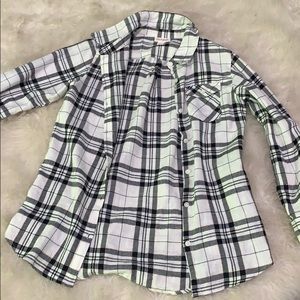 Long sleeve flannel.